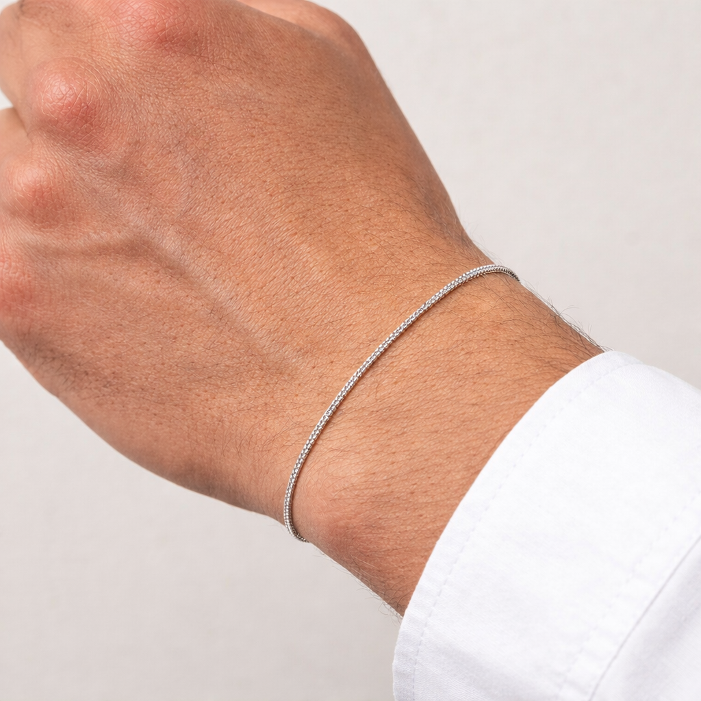 Тонкий браслет з нержавіючої сталі