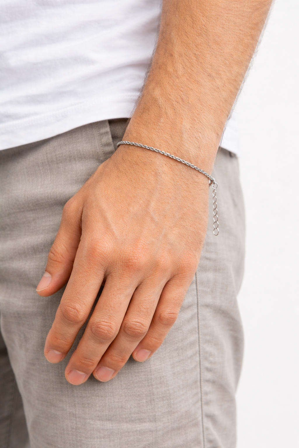 Плетений браслет з нержавіючої сталі